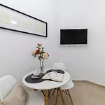 Affittacamere & Kolovare 3, Zara