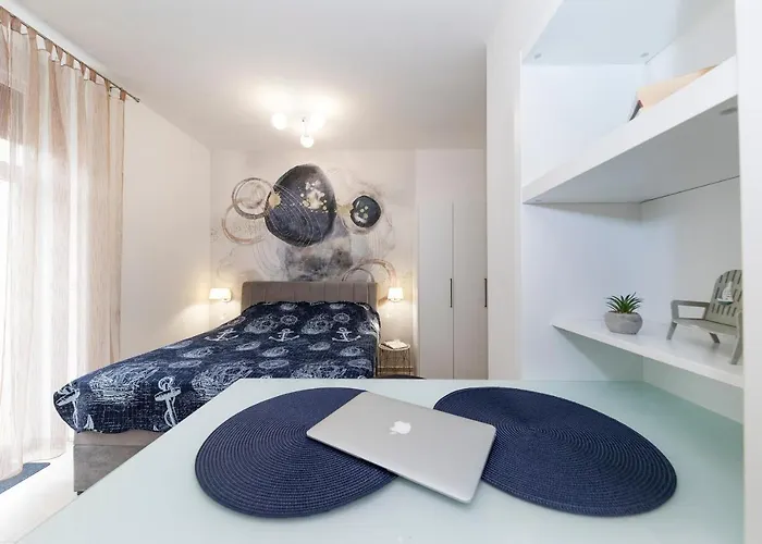 Guest house & Kolovare 3, Zadar